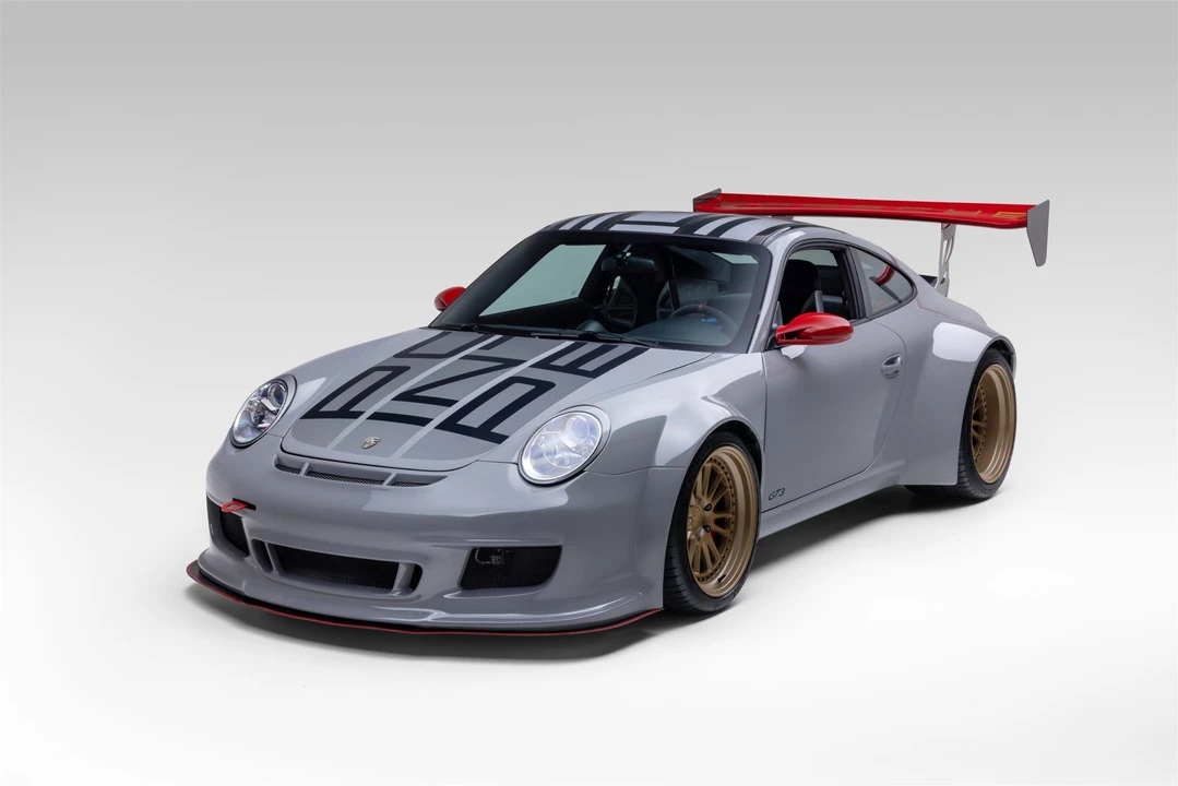 2007 Porsche - Image 3 of 31