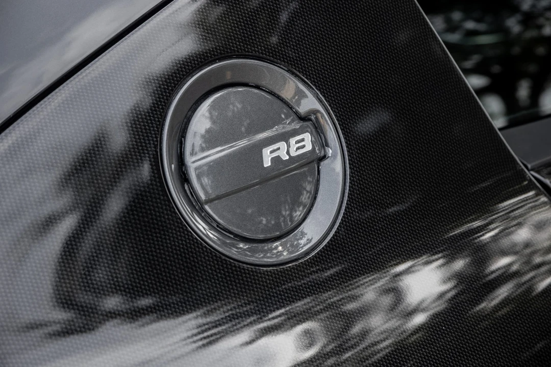 2008 Audi 42 R8 - Image 30 of 31