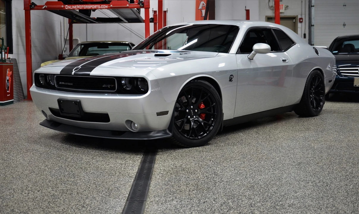 2008 Dodge Challenger SRT8 & 392 3rd Gen - Image 30 of 31