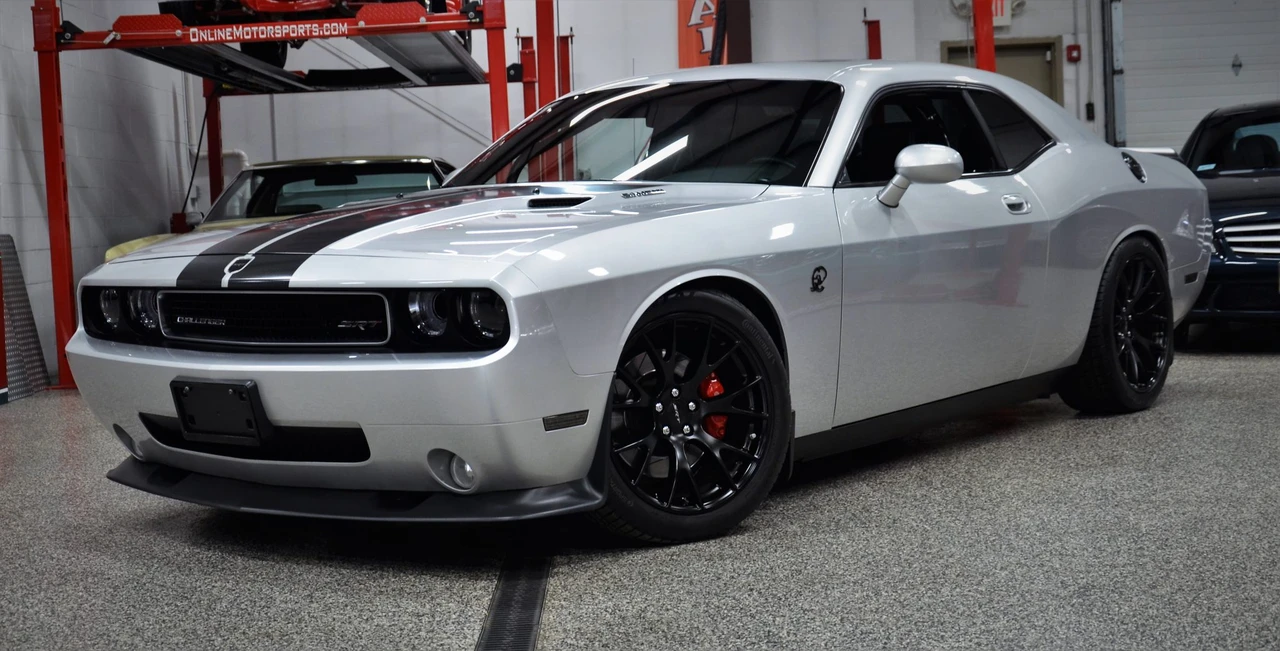 2008 Dodge Challenger SRT8 & 392 3rd Gen - Image 29 of 31