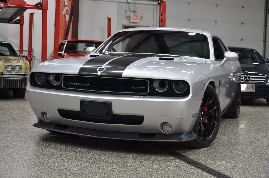 2008 Dodge Challenger SRT8 & 392 3rd Gen - Image 27 of 31