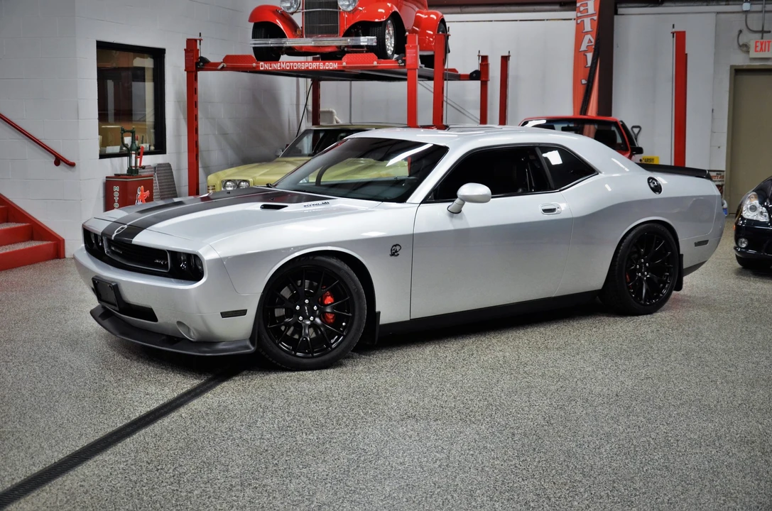 2008 Dodge Challenger SRT8 & 392 3rd Gen - Image 26 of 31