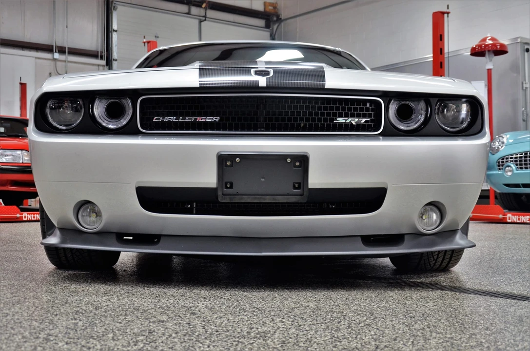 2008 Dodge Challenger SRT8 & 392 3rd Gen - Image 16 of 31