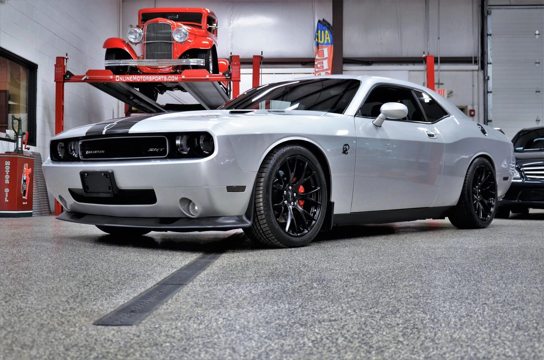 2008 Dodge Challenger SRT8 & 392 3rd Gen - Image 21 of 31