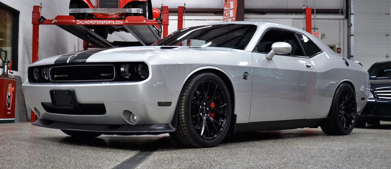 2008 Dodge Challenger SRT8 & 392 3rd Gen - Image 20 of 31