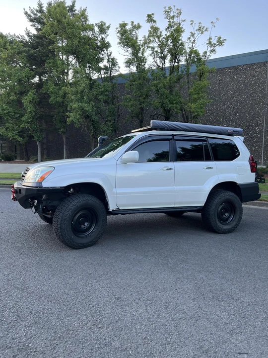 2008 Lexus GX 1st Gen - Image 12 of 31