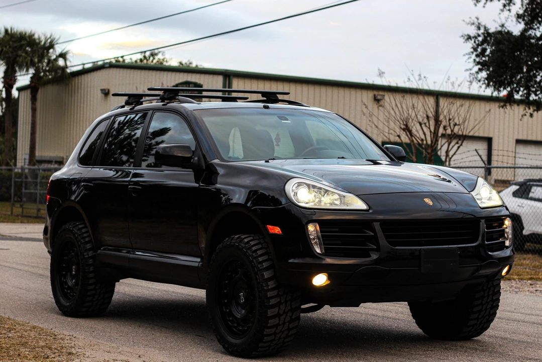 2008 Porsche 955/957 Cayenne S - Image 2 of 31