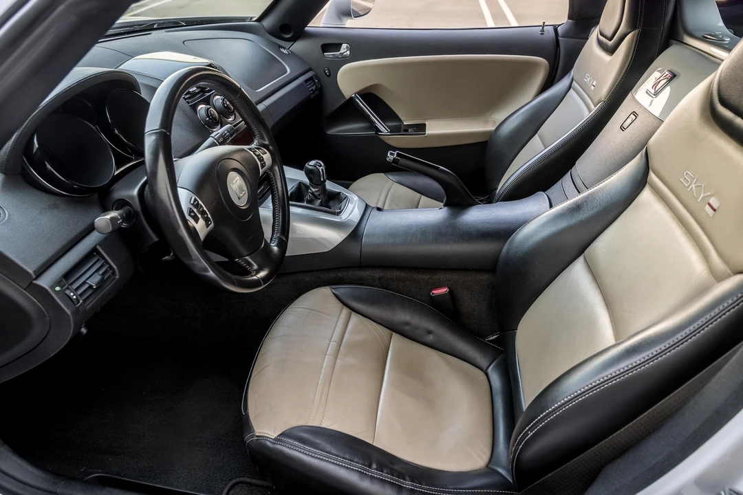 2008 Saturn Sky Red Line - Image 28 of 31