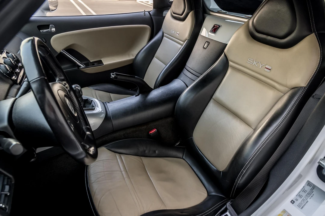 2008 Saturn Sky Red Line - Image 27 of 31
