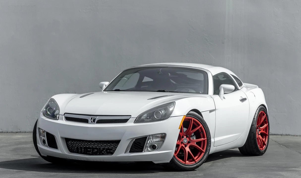 2008 Saturn Sky Red Line - Image 2 of 31