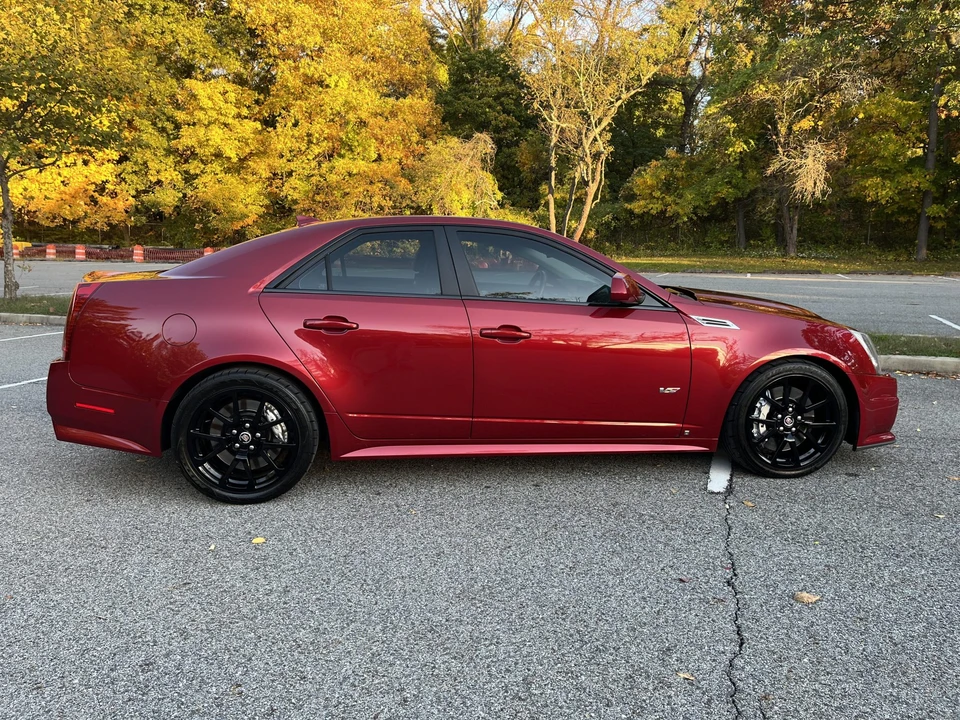 2009 Cadillac CTS-V 2nd Gen - Image 17 of 31