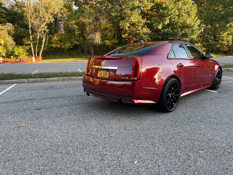 2009 Cadillac CTS-V 2nd Gen - Image 27 of 31