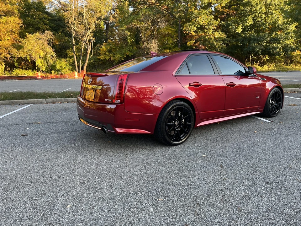 2009 Cadillac CTS-V 2nd Gen - Image 25 of 31