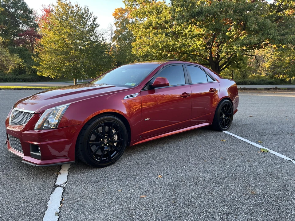 2009 Cadillac CTS-V 2nd Gen - Image 2 of 31
