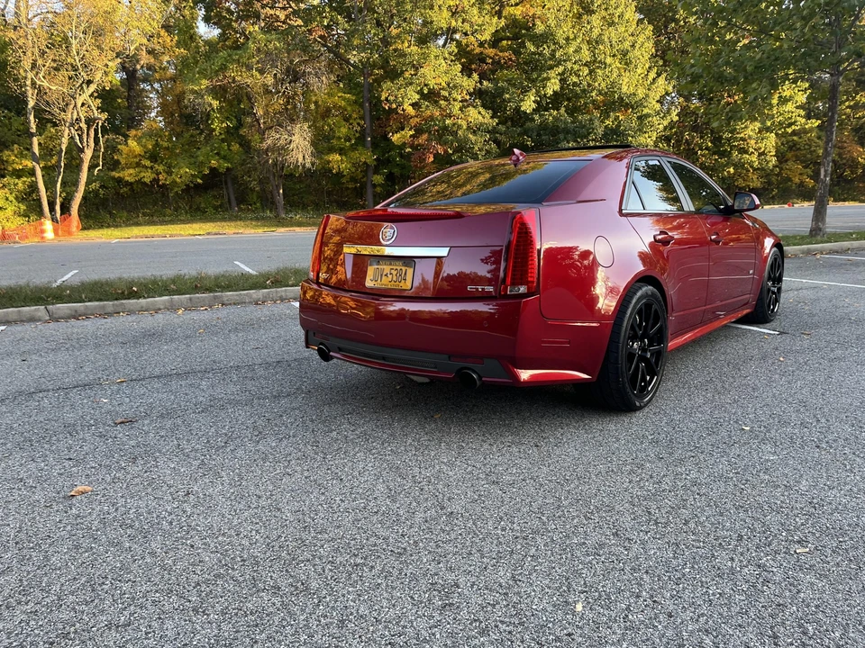 2009 Cadillac CTS-V 2nd Gen - Image 28 of 31