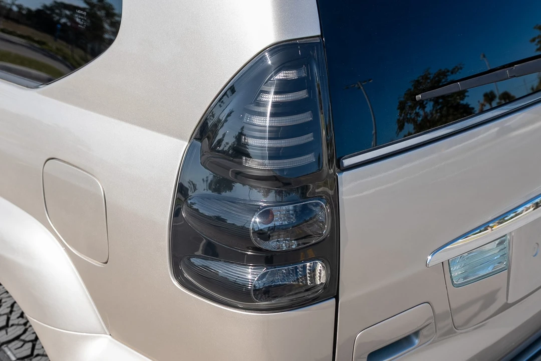 2009 Lexus GX 1st Gen - Image 17 of 31