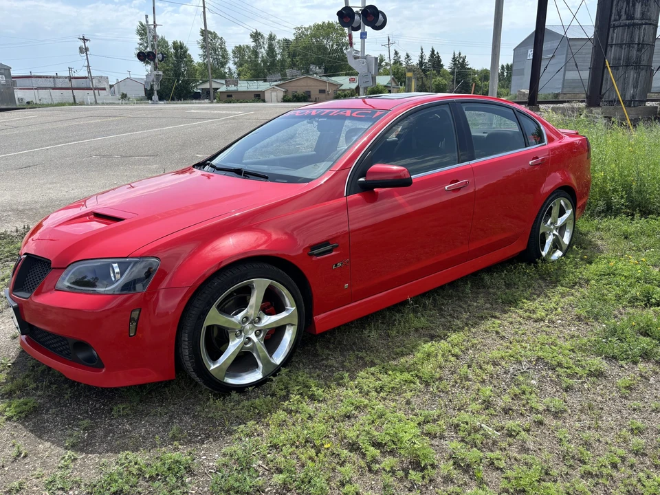 2009 Pontiac G8 - Image 2 of 31