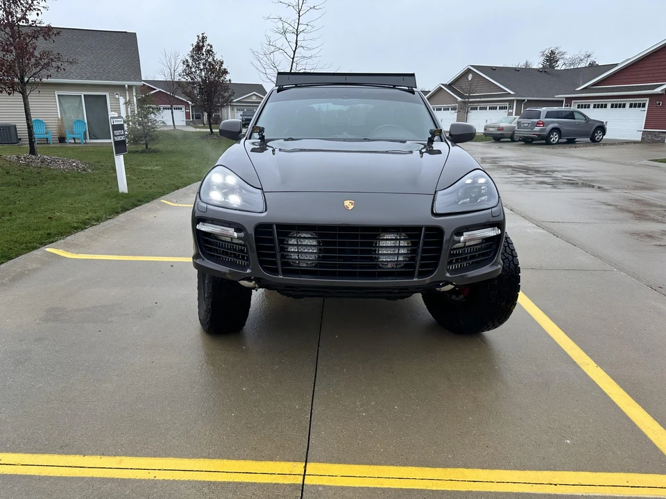 2009 Porsche 955/957 Cayenne Turbo - Image 10 of 31