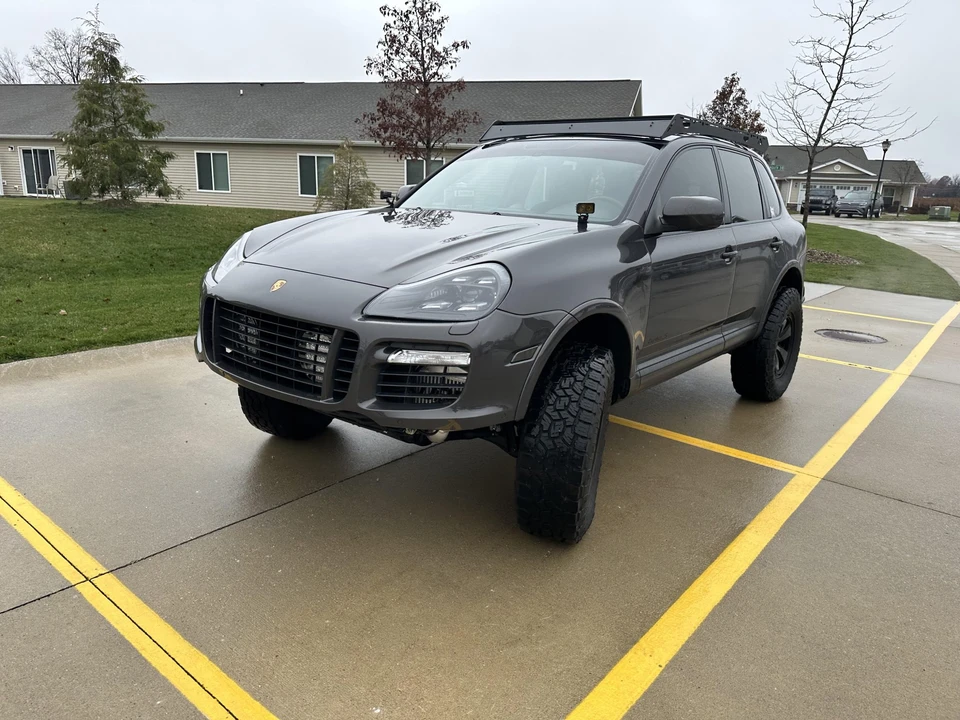 2009 Porsche 955/957 Cayenne Turbo - Image 4 of 31