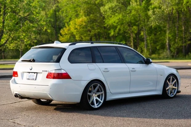 2010 BMW E61 5 Series Touring - Image 2 of 8