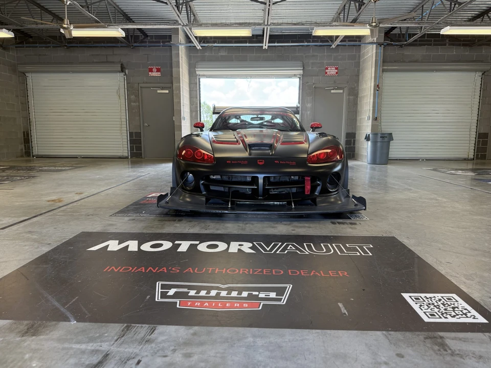 2010 Dodge Viper ACR 4th Gen - Image 2 of 31