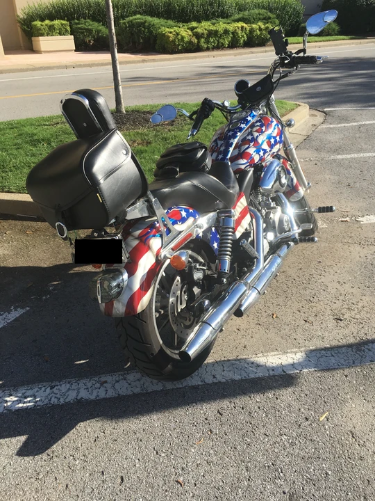 2010 Harley-Davidson Dyna Twin Cam - Image 4 of 31