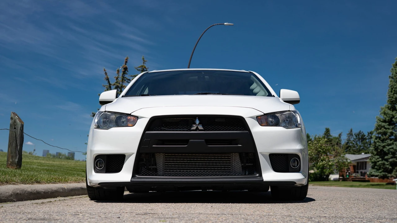 2010 Mitsubishi Lancer Evolution X 9th Gen - Image 11 of 31
