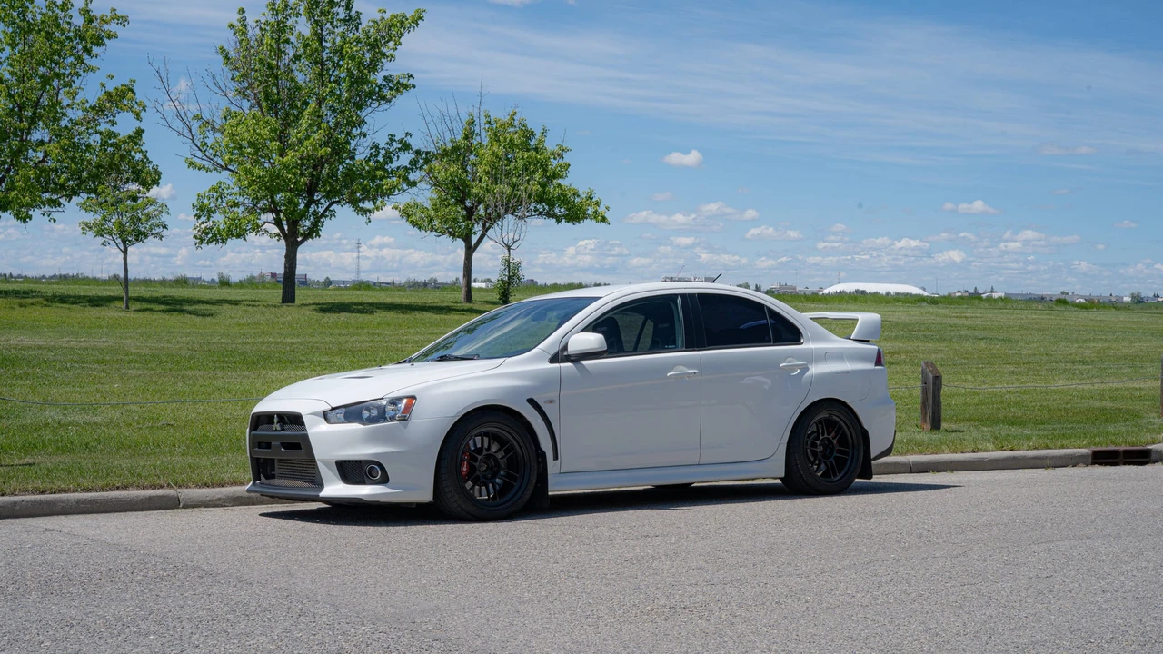 2010 Mitsubishi Lancer Evolution X 9th Gen - Image 3 of 31
