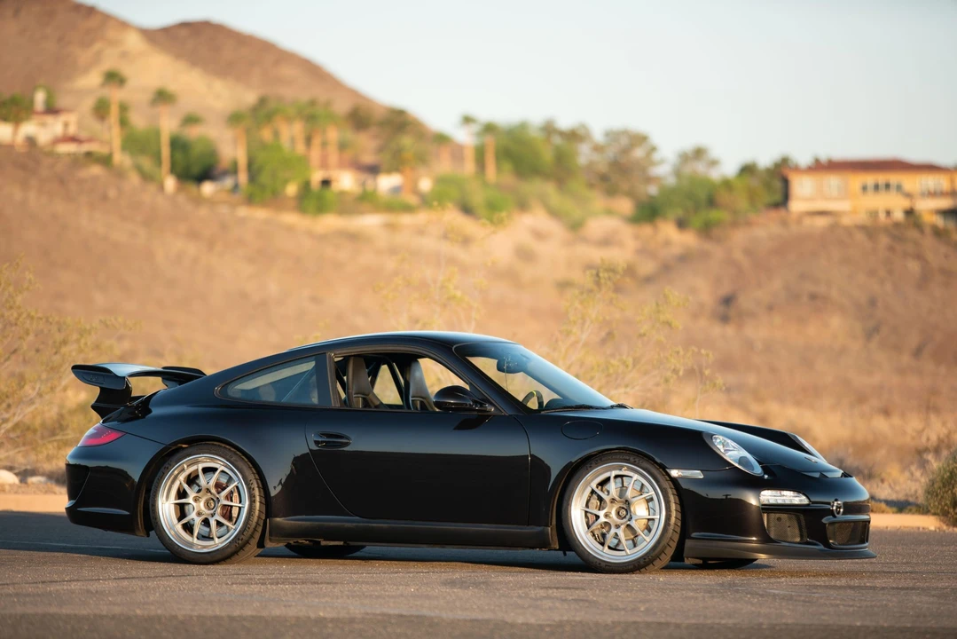 2010 Porsche 997 GT3 - Image 14 of 31