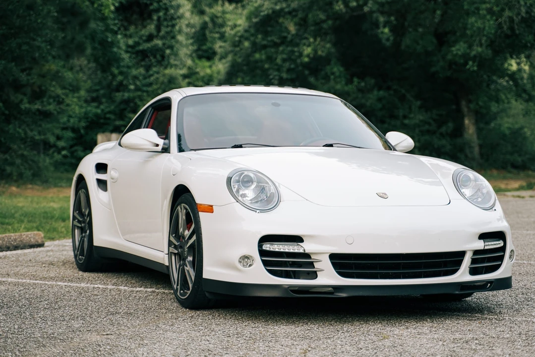 2010 Porsche 997 Turbo - Image 4 of 31