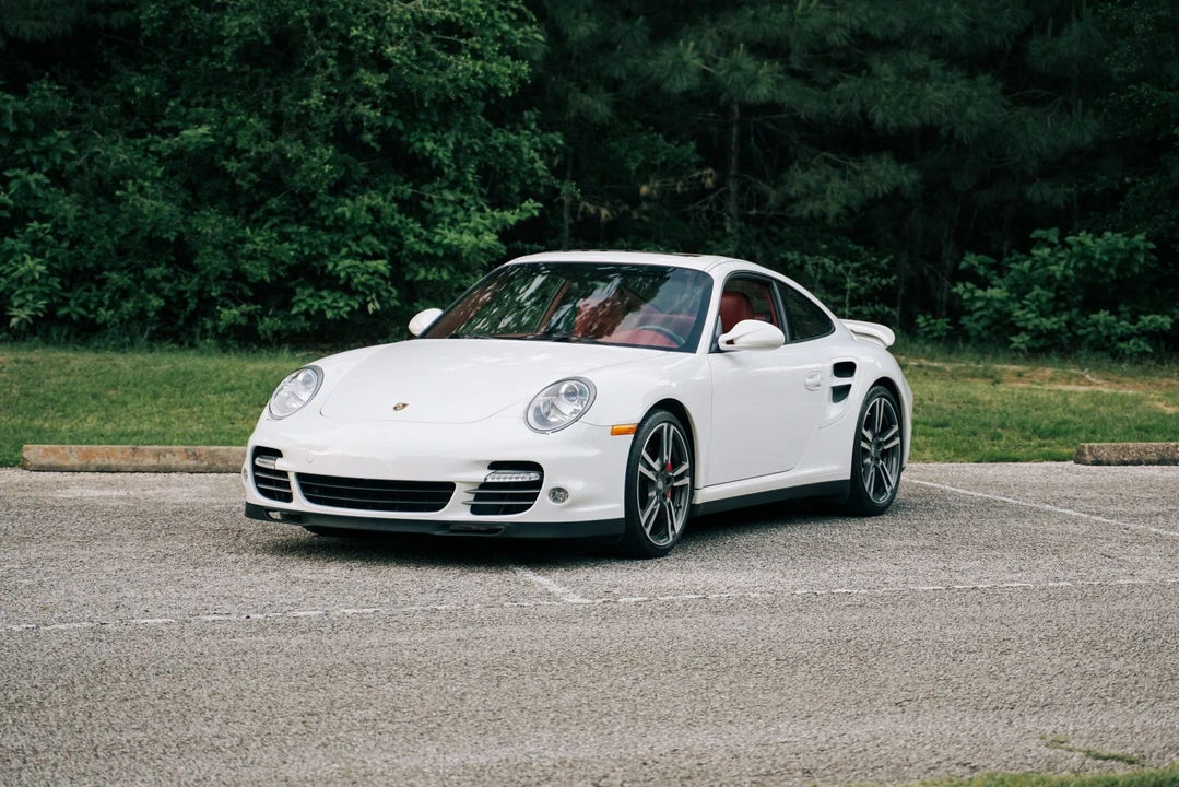 2010 Porsche 997 Turbo - Image 7 of 31