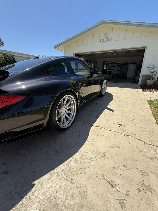 2010 Porsche 997 Turbo - Image 4 of 31