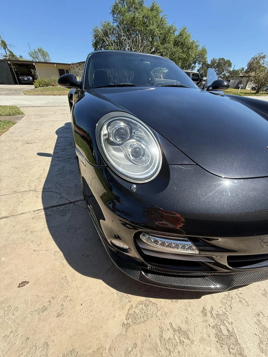 2010 Porsche 997 Turbo - Image 28 of 31
