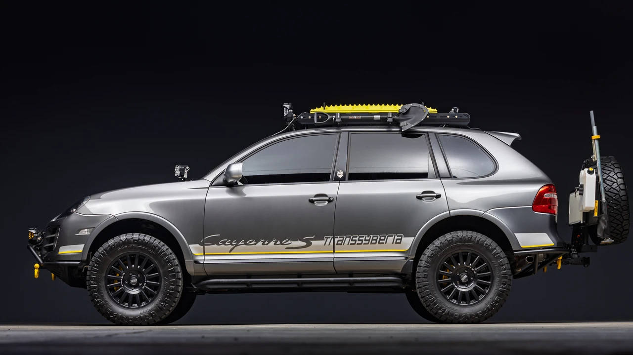 2010 Porsche 955/957 Cayenne S - Image 16 of 31