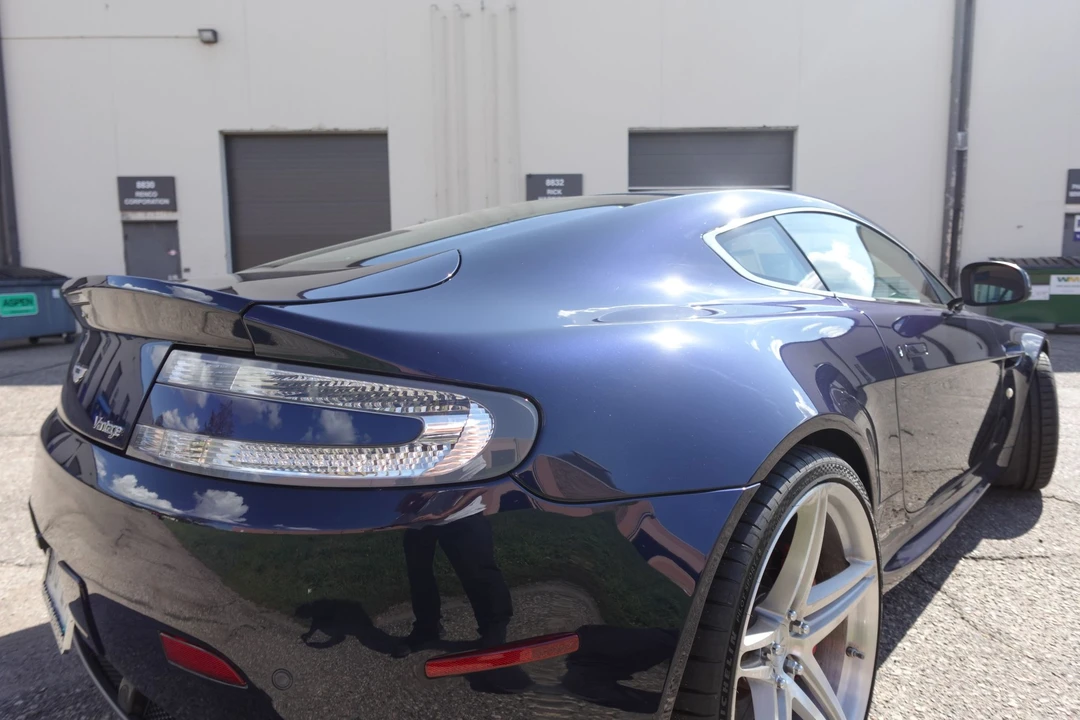 2011 Aston Martin V8 Vantage (2006-2017) - Image 6 of 26