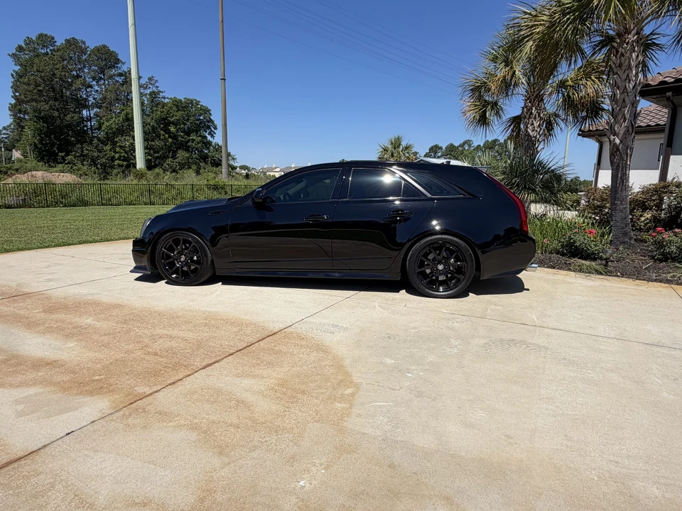 2011 Cadillac CTS-V 2nd Gen - Image 17 of 31