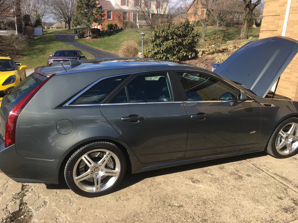 2011 Cadillac CTS-V 2nd Gen - Image 13 of 31