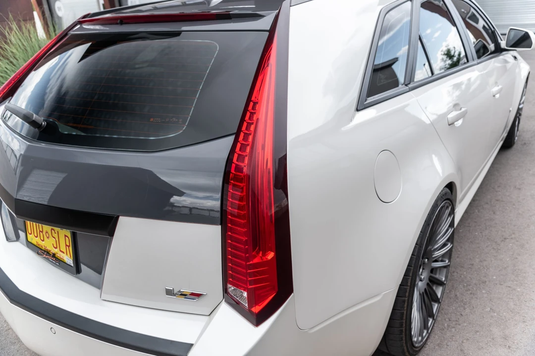 2011 Cadillac CTS-V 2nd Gen - Image 17 of 31