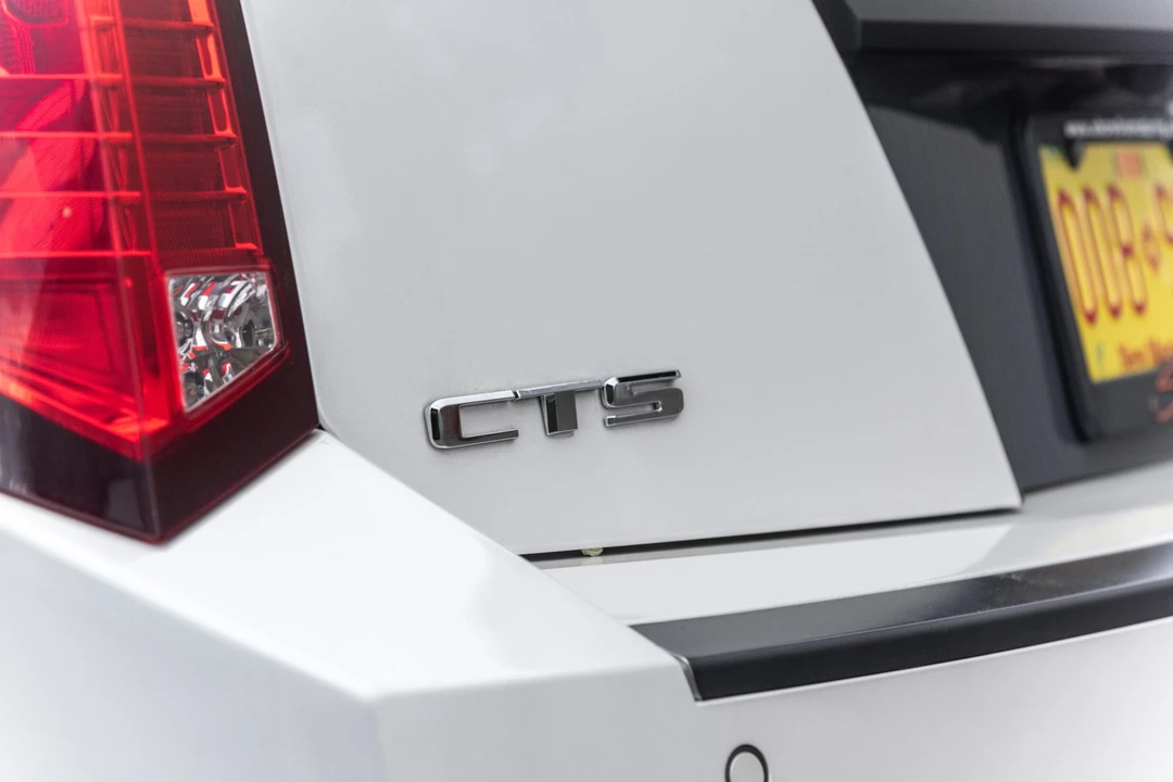 2011 Cadillac CTS-V 2nd Gen - Image 19 of 31