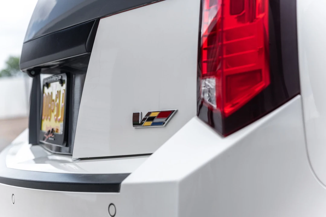 2011 Cadillac CTS-V 2nd Gen - Image 22 of 31