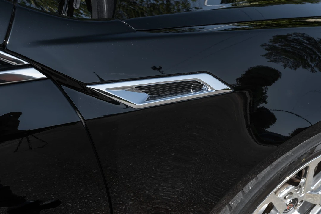 2011 Cadillac CTS-V 2nd Gen - Image 25 of 31