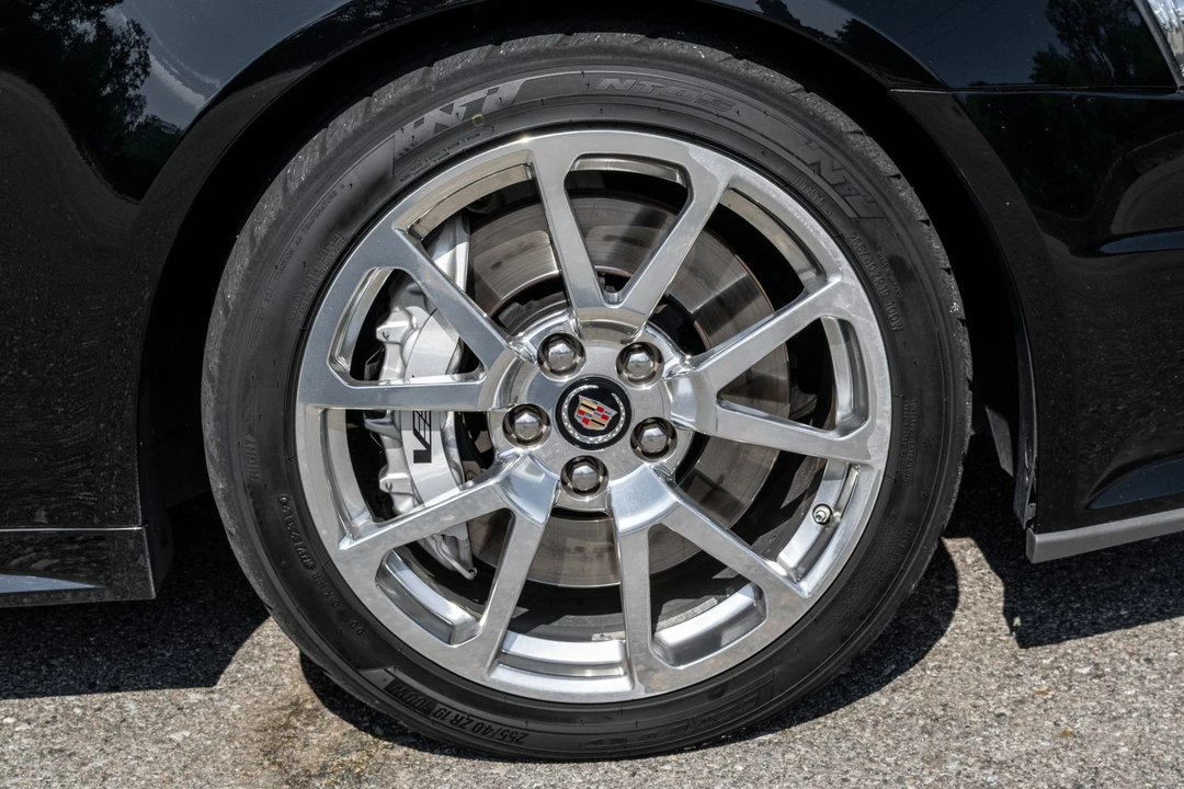 2011 Cadillac CTS-V 2nd Gen - Image 27 of 31