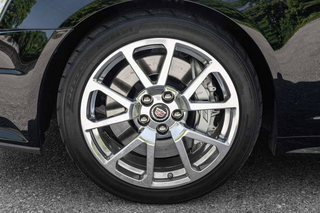 2011 Cadillac CTS-V 2nd Gen - Image 28 of 31