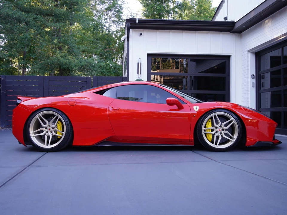 2011 Ferrari 458 Italia - Image 14 of 31
