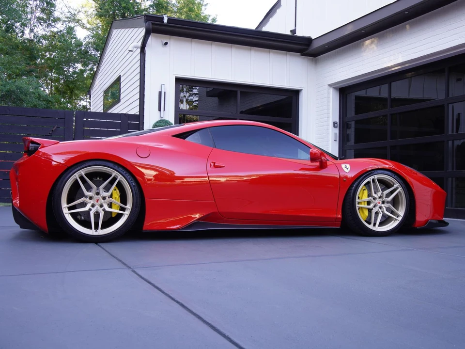 2011 Ferrari 458 Italia - Image 15 of 31