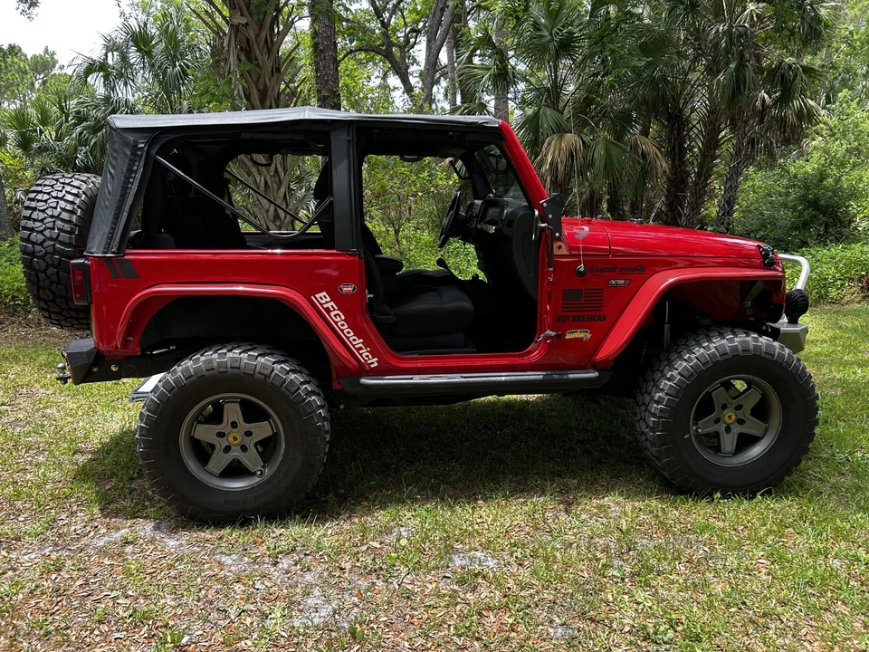 2011 Jeep JK Wrangler - Image 12 of 31