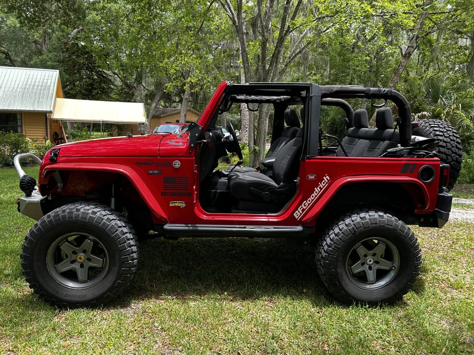 2011 Jeep JK Wrangler - Image 15 of 31
