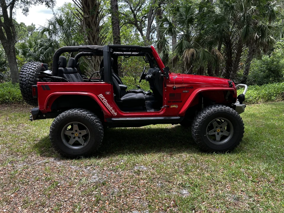 2011 Jeep JK Wrangler - Image 18 of 31
