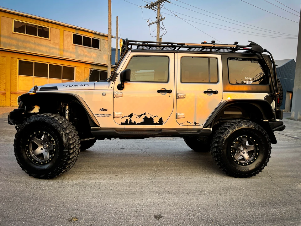 2011 Jeep JK Wrangler - Image 5 of 31