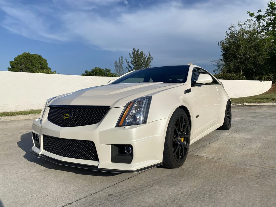 2012 Cadillac CTS-V 2nd Gen - Image 3 of 31
